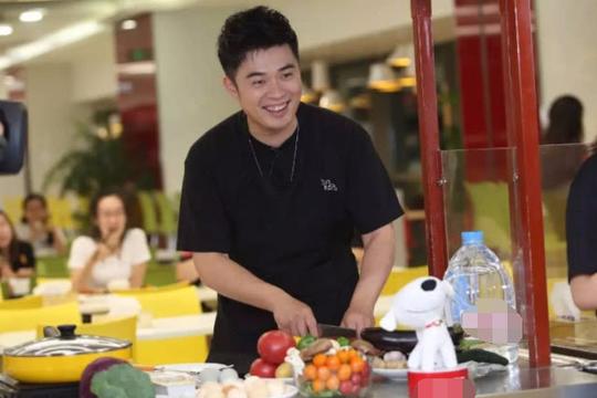跑男团点外卖,王祖蓝最节俭,鹿晗邓超合伙,陈赫带来个