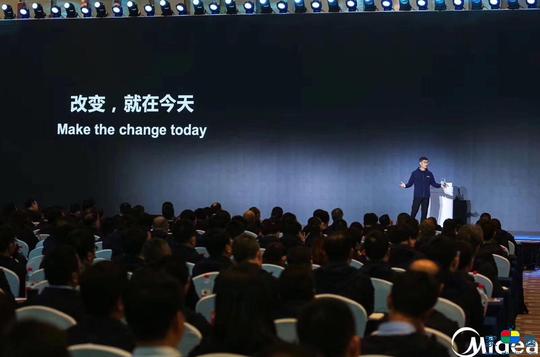董还透露,2019年可能会给高管和员工涨工资,"格力员工结婚时就能得到