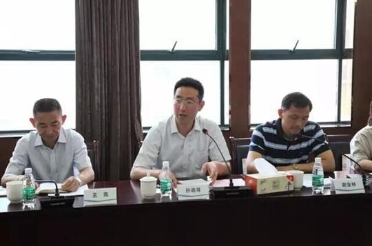 同学会常务副会长陆建非简要回顾了上海市欧美同学会昆山创新创业基地
