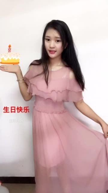 这真的是同一个人,她就是快手app里那个拥有百万粉丝的"宝阳妈妈"快手