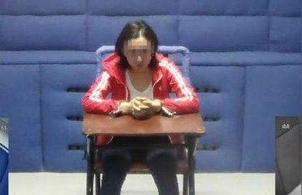 女大学生被迫做皮肉生意,被警察抓获后,女子:真是可惜了