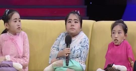 三姐妹花患有“瓷娃娃症”，55岁妈妈一上台，涂磊看愣了