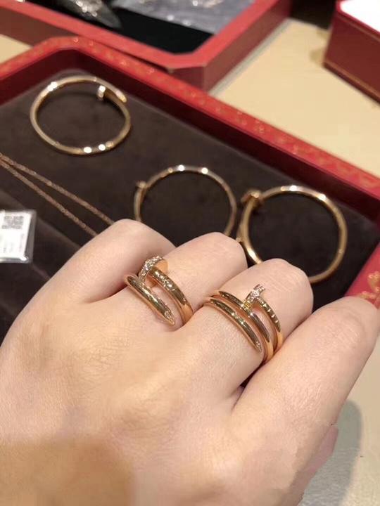 代购cartier卡地亚钉子戒指18玫瑰金白金带钻对戒婚戒镶钻