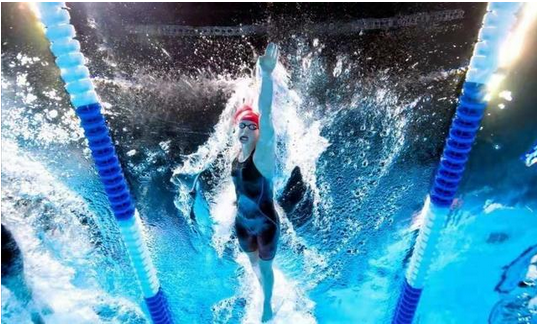 孩子学游泳应该先学什么泳姿