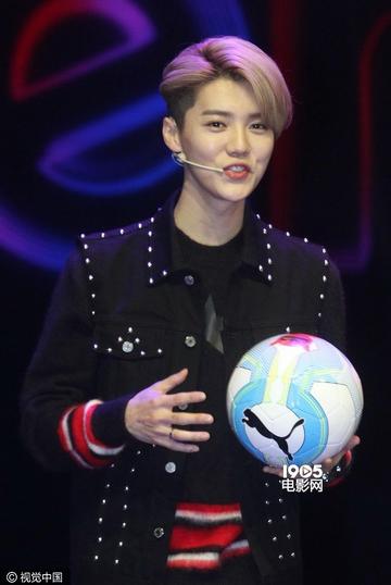 做鬼脸可爱吓人表情包