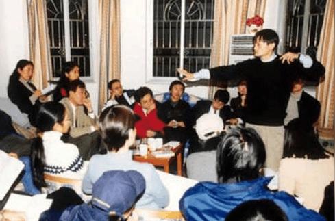 马云回忆北漂创业:住地下室挤公交成功从没有过偶然