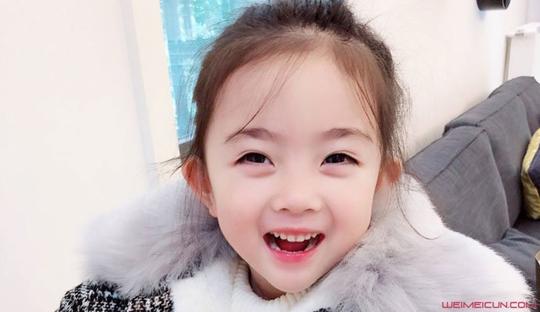 抖音刘怡歆是怎么火的多大了刘怡歆抖音号多少照片曝光令人惊叹