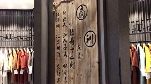 每天迎接超过20个国家采购商,生意风雨无阻服装面料采购首选之地