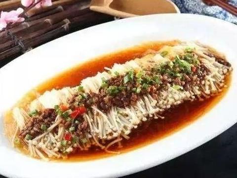幼儿吃金针菇豆腐煮鲫鱼的好处