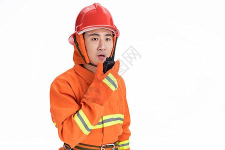 消防员使用对讲机图片下载