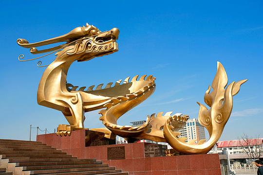龙雕塑_图片大全—全景创意图库（quanjing.com）中国领先的正版图片视频素材网站