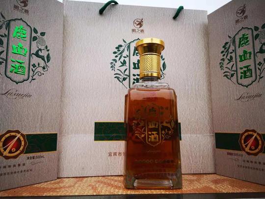 宜宾明威:90后妹子创业梅花鹿明之鹿鹿血酒正式上市