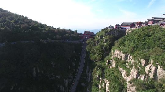 泰山航拍1_3840x2160_高清视频素材下载(编号:2540374
