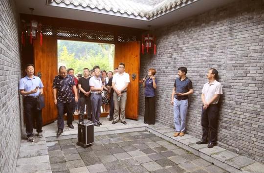 与学员分享了民宿发展经验和创业历程.