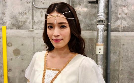 假面骑士saber第三集索菲亚(知念里奈)镜头剪辑