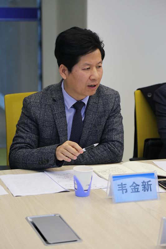 市政府法律顾问,广西众维律师事务所主任李杰介绍了经验.