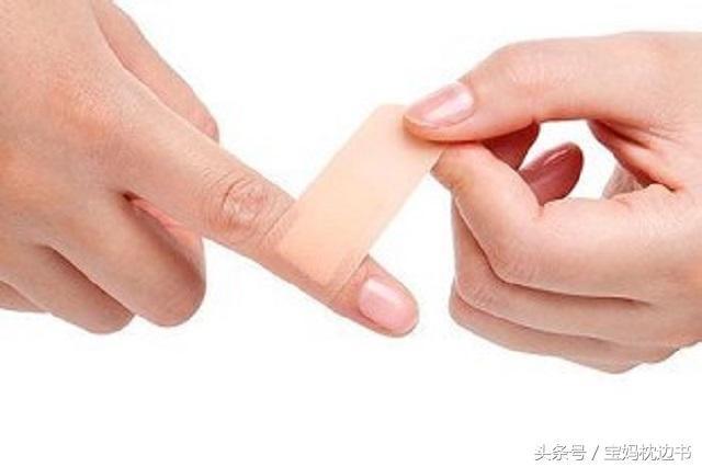 孩子受伤了用创可贴为什么会造成截肢