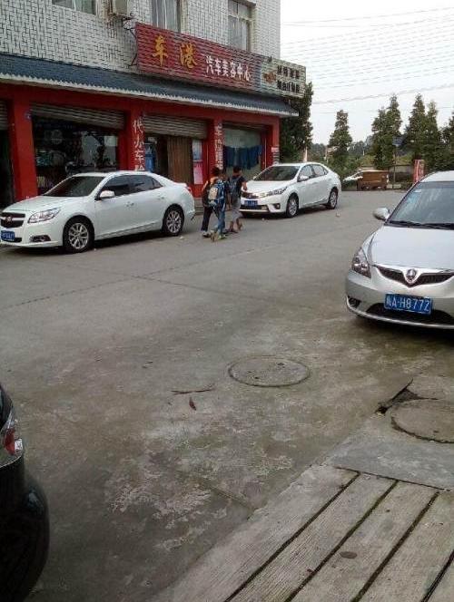 成都周边崇州羊马镇住宅底商生意急转