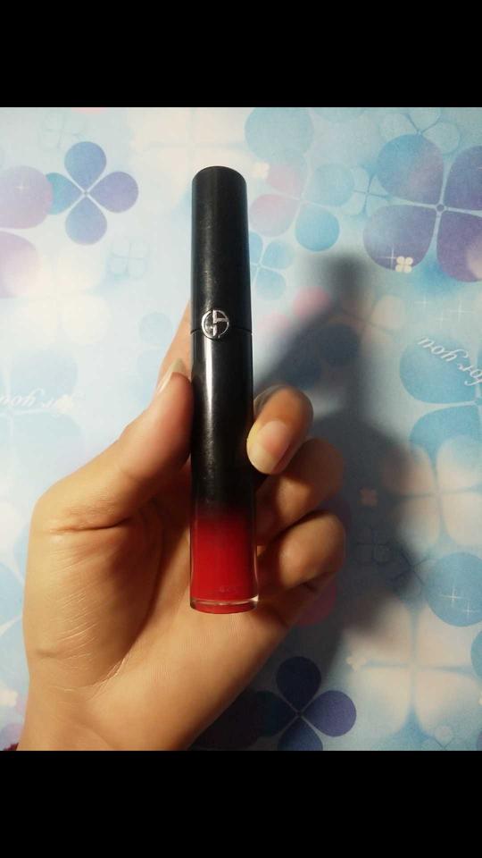 阿玛尼黑管唇釉505，娇艳梅子色，白皮随便用，黄皮深唇妆后无