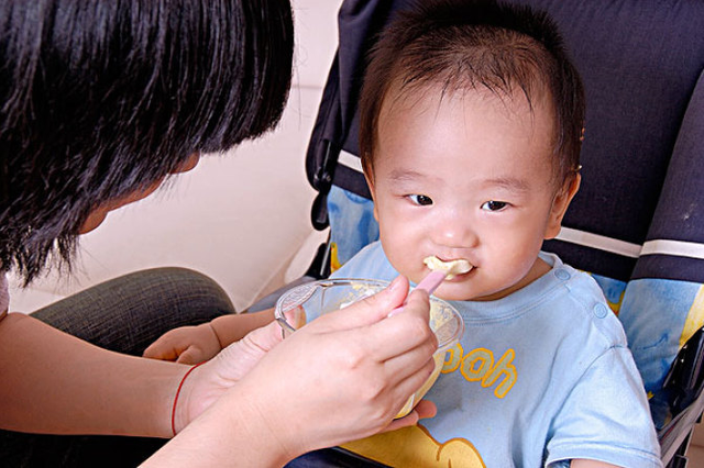 小宝宝多大能吃肉