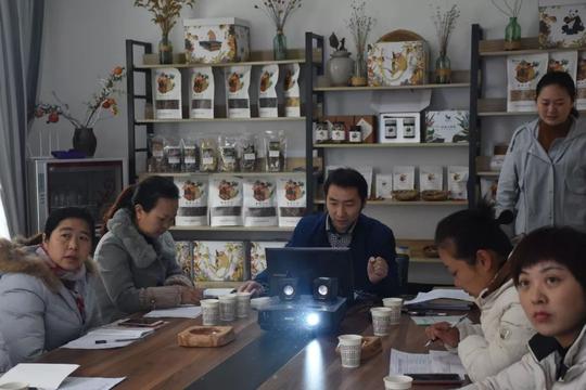 【头条】县镇联动,助推碧口镇电商创业孵化
