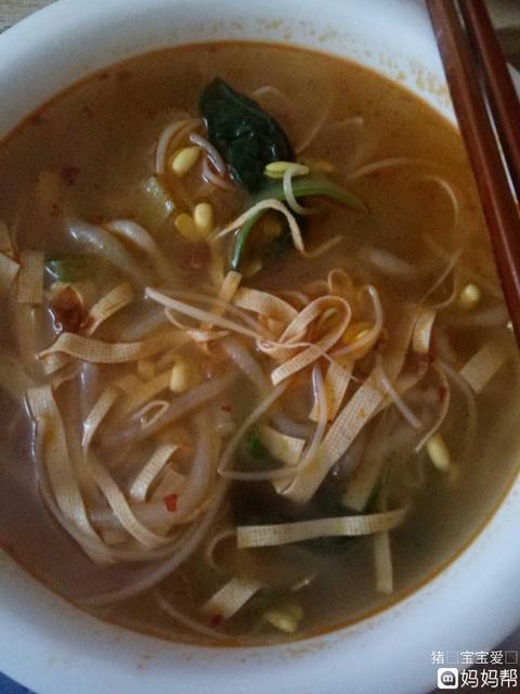 孕早期可以吃麻辣烫吗?