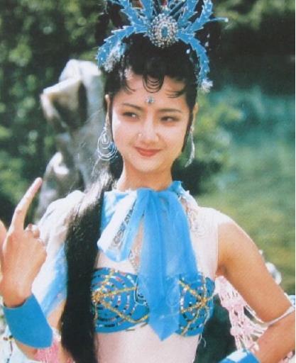 《西游记》蜘蛛精演员不愿露肚脐，杨洁一个办法，骗了观众30年