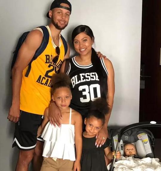 太怕老婆库里强调老婆才是他生活中的mvp