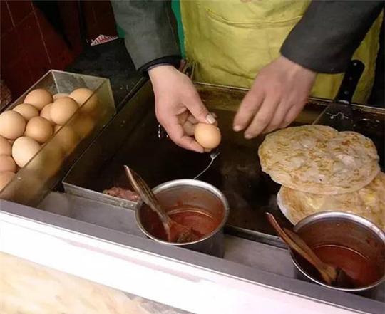90后很囧的餐饮创业经历:即使路边摊也处处是坑