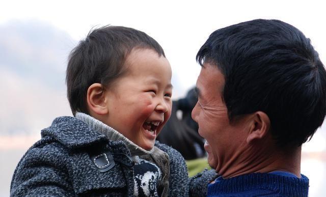 如果父母愿意 年轻人可以啃老吗