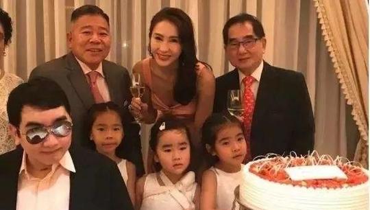 从完全不懂做生意到成为商界女强人,花了9年的时间让这间普通的美容院