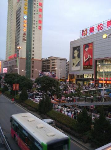 兰州大润发关门了吗今天的相关长尾关键词有哪些