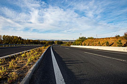 公路_图片大全—全景创意图库（quanjing.com）中国领先的正版图片视频素材网站