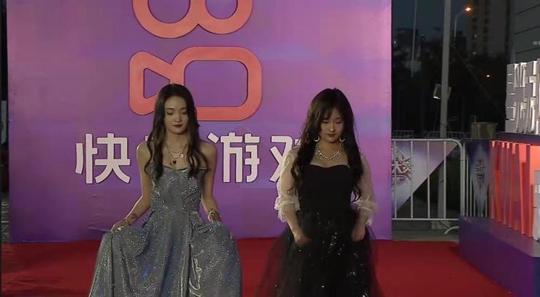 快手星光大赏圆满结束，火线妹身高曝光，女主播秀美腿成全场焦点插图2