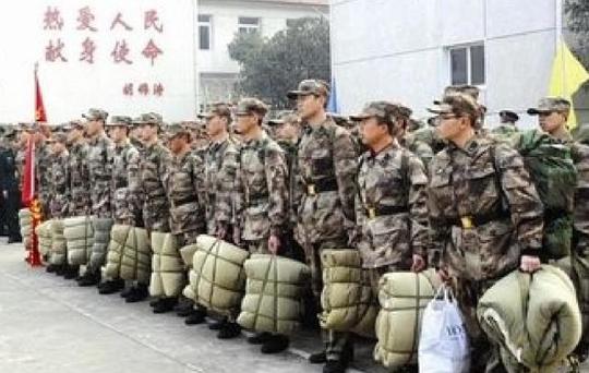 秀才不如兵?农村当兵的五大好处，一年补助将近十万