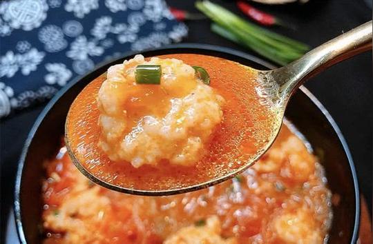 「番茄粉丝虾滑汤」一口嫩滑,鲜掉眉毛!