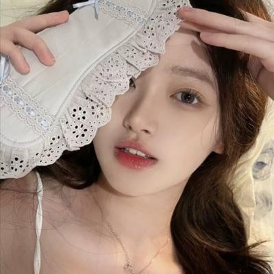 冷门小众头像女