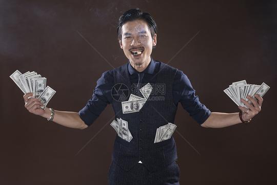 一夜暴富的成功人士