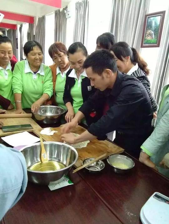 打赢脱贫攻坚战!管家帮家政扶贫提升贵州绥阳贫困人员