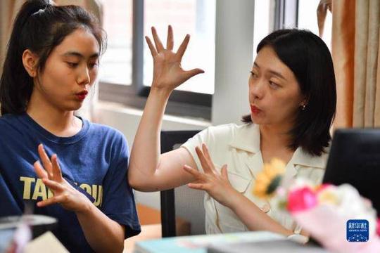 长沙|舞进学生的“无声世界”