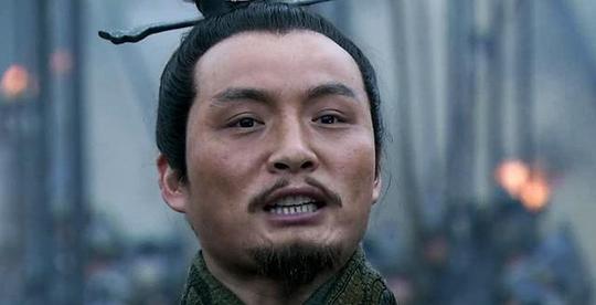 先帝创业未半而花光预算:刘备的雄厚家底，是被哪三个人花光了?