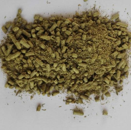 永多饲料级菊花粕饲料适口性好菊花粉啤酒糟辣椒油渣小米油糠现货发货快可提供样品