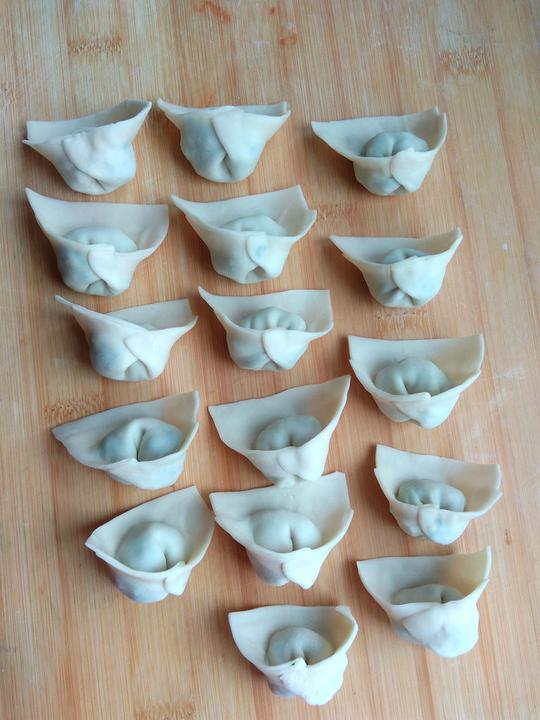 家常快手三鲜小馄饨的做法图解11