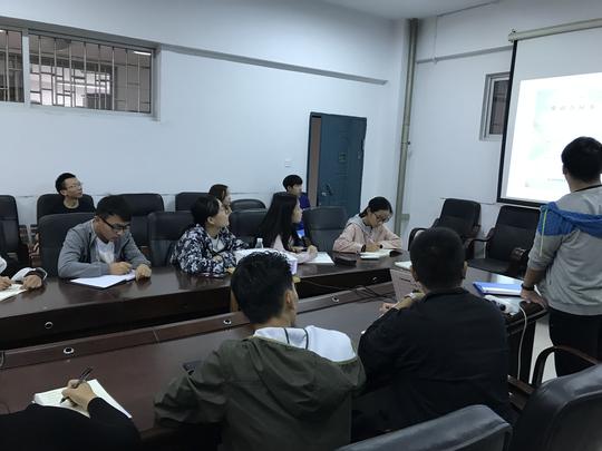 数学学院学生分会就业创业指导服务部开展业务培训