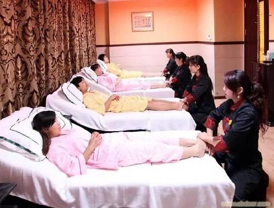 福建某足浴店小姐"卖淫服务套餐"曝光!生意火爆!