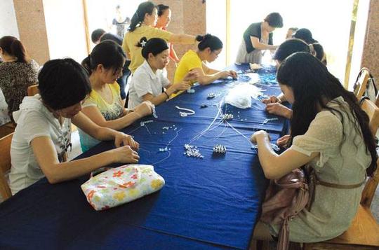在家做什么手工活赚钱(找加工手工活在家做)