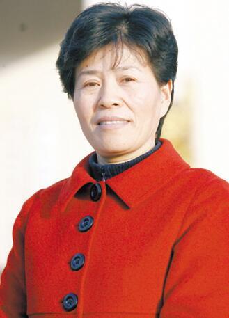 她不逊于男子能叫出3000多名员工的名字她的经营理念简单而质朴