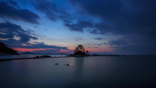 4k海上明月日出延时摄影_3840x2160_高清视频素材下载