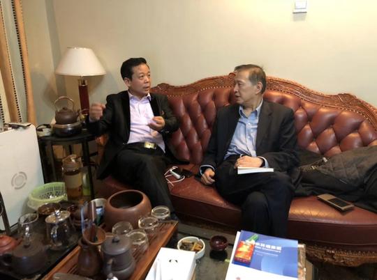 转载京忠智库发布消息京忠与在美国硅谷创业三十年回国报效祖国的科学家教育家赵谦易博士在一起