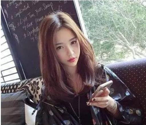 正文也有网友说大号在抖音平台上搜索不到信息,也有网友说只是删除